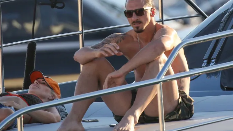 Ibrahimović i na jahti naporno radi na svojoj formi, ovo je odu&scaron;evilo njegove fanove