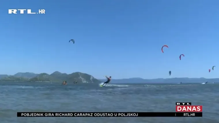 Na ušću Neretve, doza adrenalina: Kiteboarding privlači sve avanturiste