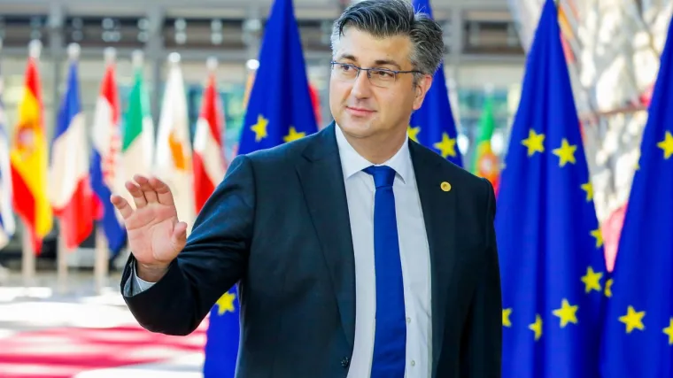 'Težak teret je pao na ovu zemlju, moramo pokazati solidarnost'