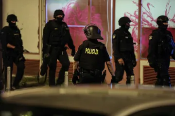 Incident u Zagrebu: Bacio kamen u prozor stana pa dobio metak