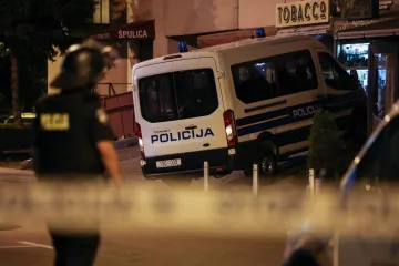 Muškarac u Dugavama je sinoć nastrijeljen jer je kamenovao stan?