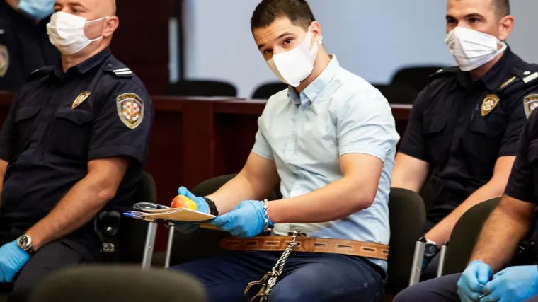 Na Sud je stigla majka ubijenog Torlaka, &Scaron;erić odustao od nekoliko svjedoka