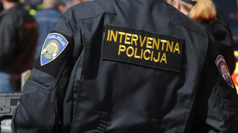 Zbog droge privedeno 10 osoba s područja Varaždina, među njima su i dvije žene