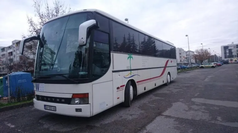 'PAO' ŠVERCER ILEGALNIH MIGRANATA U LICI: Dubrovčanin ih prevozio autobusom jedne agencije