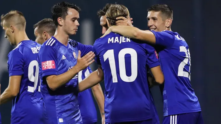 Prvak Hrvatske uni&scaron;tio doprvaka na Maksimiru; Lokosi pregaženi od Plavog vlaka