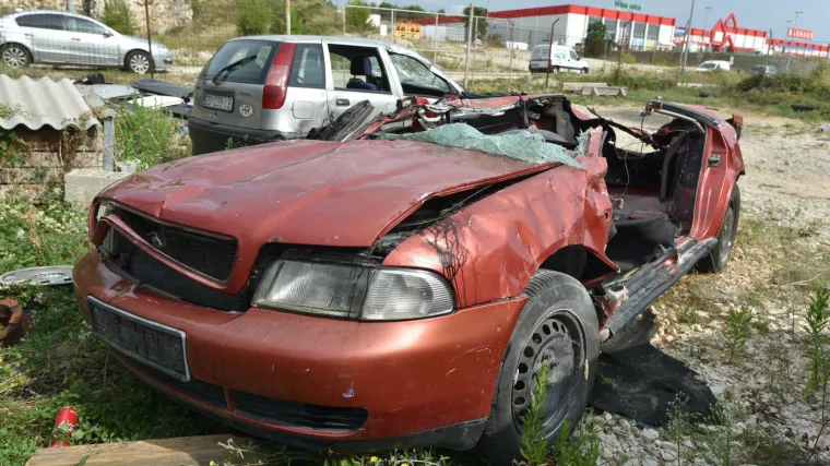 Oprez, uznemirujuće fotografije! Jezivi prizori automobila u kojem su poginule dvije djevojčice