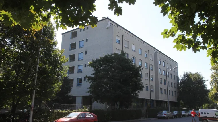 Oko 490 studenata ostalo bez doma jer jo&scaron; nije rje&scaron;en problem građana čiji su stanovi stradali u potresu