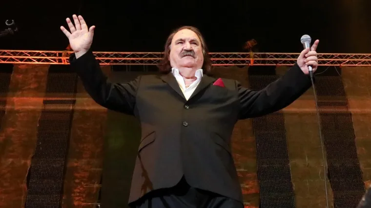 Kako je 'Love is in the air' postala 'Lav iz Indije' i drugi misteriji