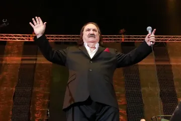 Kako je 'Love is in the air' postala 'Lav iz Indije' i drugi misteriji