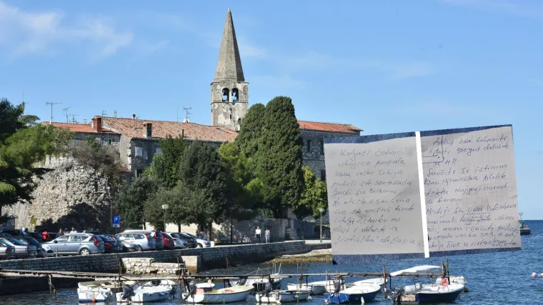 Turistu iz Srbije u Poreču izgrebali auto i ostavili uznemirujuće poruke: 'Treba vam zabraniti ulazak u RH'