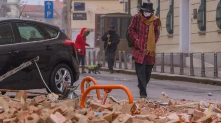 Stradali u potresu i dalje u studentskom domu, a uskoro se vraćaju studenti: 'Ne očekujem ni&scaron;ta, da ne zavr&scaron;im na ulici'