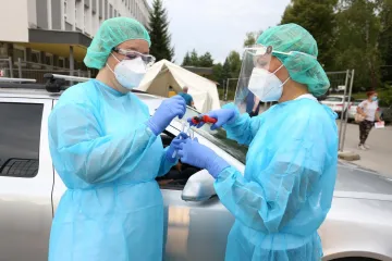 Francuska zabilježila rekordnih 4.897 slučajeva od otvaranja zemlje, zaraza bukti i u Italiji