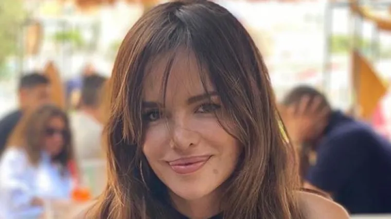 Odu&scaron;evljeni fanovi joj tepaju; 'Izgleda&scaron; kao klinka od 22 godine'