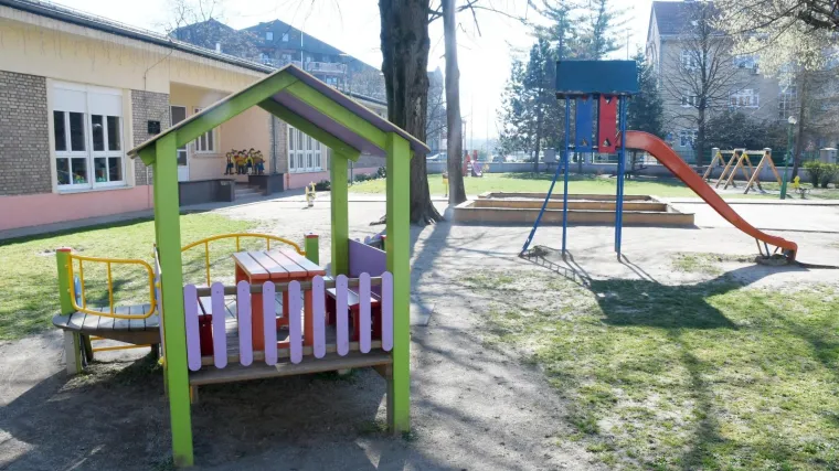 &Scaron;estero djece iz vrtića u Ka&scaron;telima pozitivno na koronavirus, ostala djeca su u samoizolaciji!