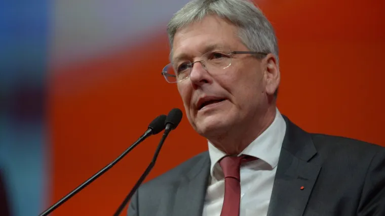 Kaže kako je Austrija kriva za gužve na granici; Indirektno optužio Sebastiana Kurza?