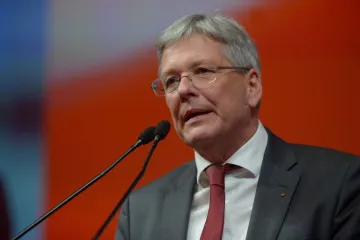 Kaže kako je Austrija kriva za gužve na granici; Indirektno optužio Sebastiana Kurza?