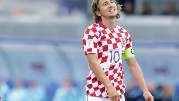 Vatreni idu kod reprezentacije na čiji spomen i danas mnogima pada mrak na oči