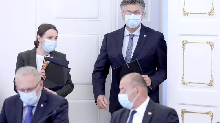 Proče&scaron;ljali smo imovinske kartice članova Vlade: Premijer Plenković nema najveću neto plaću!