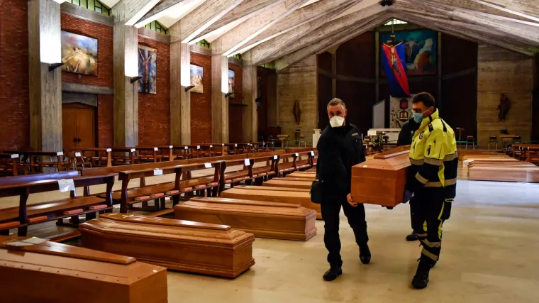 'Imamo dokaze da pacijenti umiru od covida, a ne od ranijih bolesti'; evo &scaron;to korona prvenstveno napada