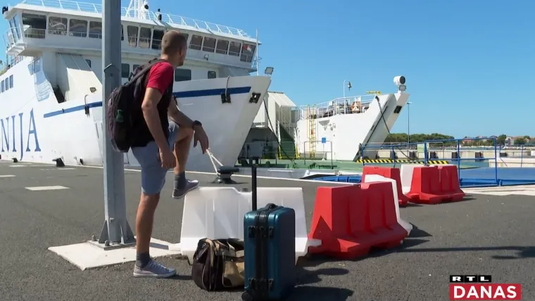 Kreću o&scaron;trije provjere otočnih iskaznica zbog zlouporabe: 'Nije u redu, ali ako nas država iskori&scaron;tava, za&scaron;to mi ne bismo nju'