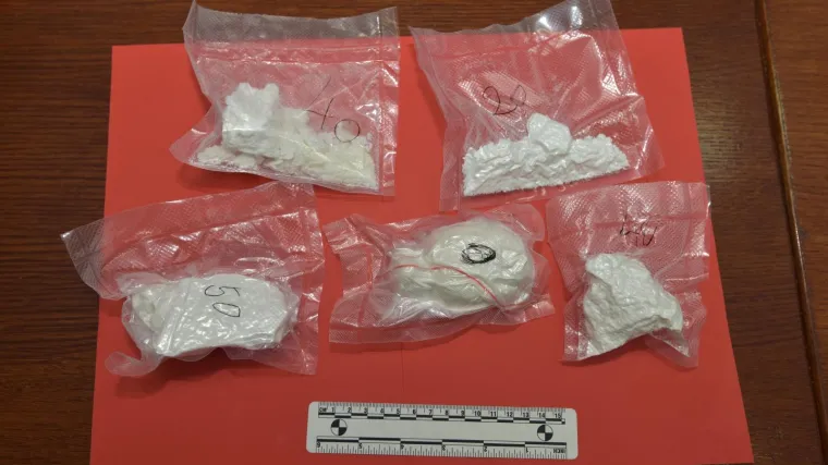 Pao u rutinskoj kontroli: U autu mu policija prona&scaron;la 100-tinjak paketića kokaina