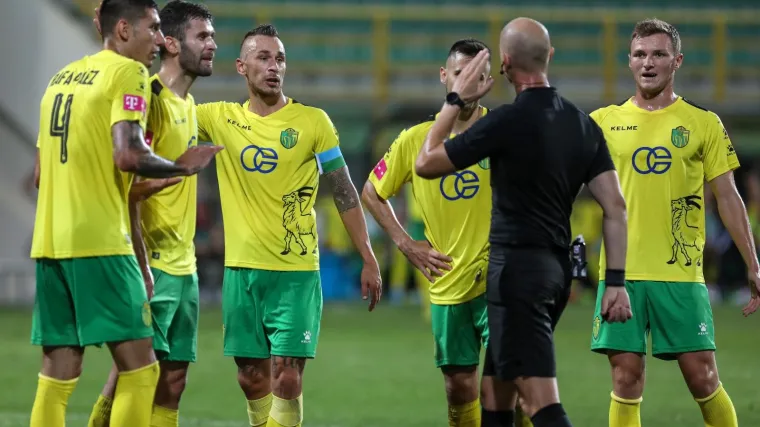 Klub je to objavio nekoliko sati prije derbija s Rijekom