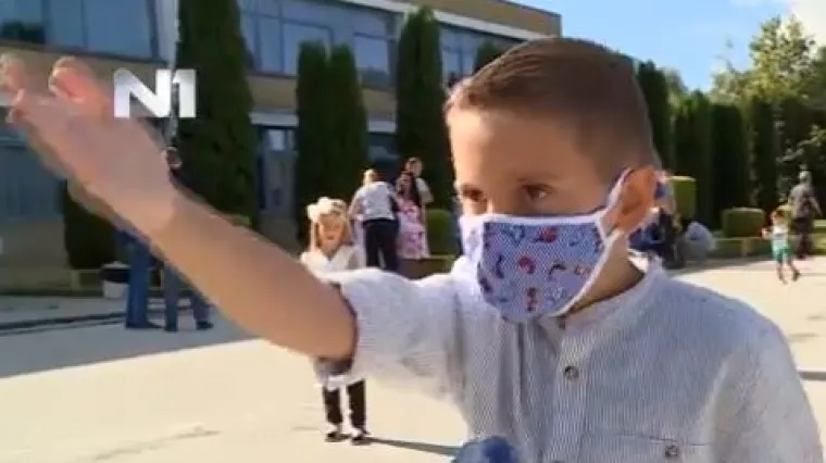 Prvašić iz BiH očitao lekciju reporterki: 'Stavi masku na nos!'