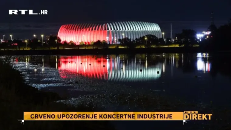 Zagrebačka i pulska Arena večeras su svjetlile u crvenoj boji