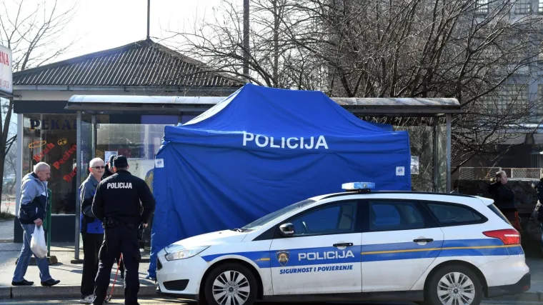 Prilikom zano&scaron;enja pre&scaron;ao je u krivu traku; Kažnjen je s 12.500 kuna