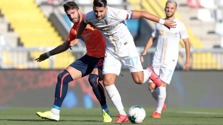 No jedan je i iza&scaron;ao iz samoizolacije