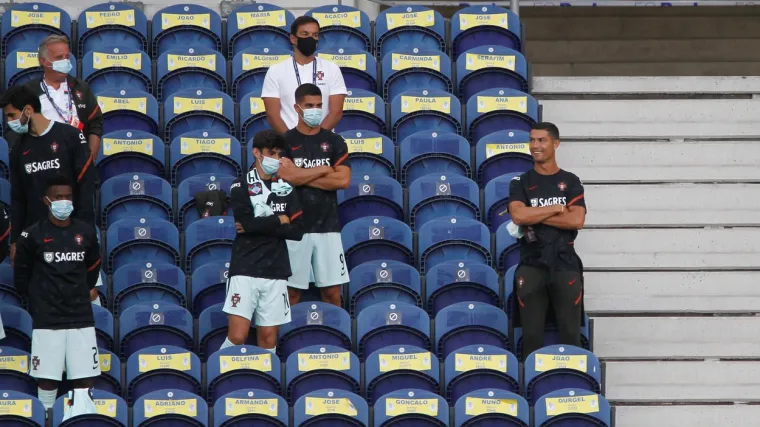 Jeste li skužili njegov bahati potez na tribinama?