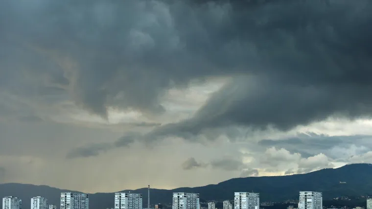 Prvi tjedan nove &scaron;kolske godine počinje uz oblake, vjetar i buru, a ponegdje će biti i ki&scaron;e