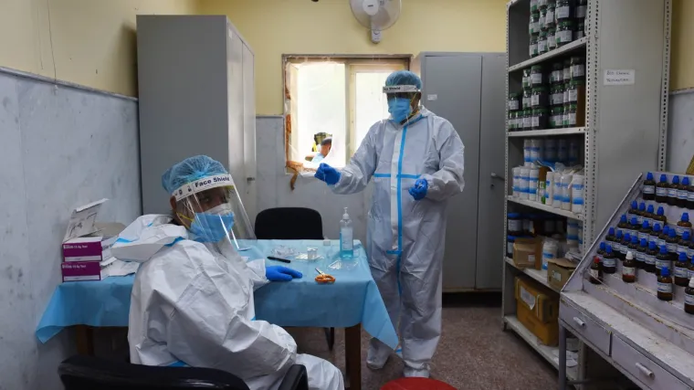 Znanstvenici s Oxforda tvrde da je broj zaraženih vjerojatno pretjeran jer su testovi preosjetljivi