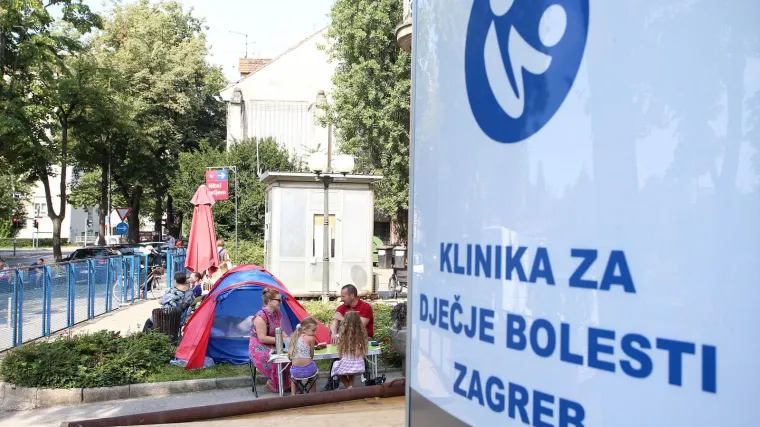 Troje djece i 14 djelatnika je u samoizolaciji