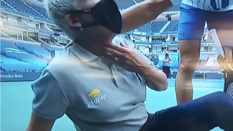 Svi žestoko vrijeđaju sutkinju, a pogledajte njezinu reakciju kad ju je loptica pogodila