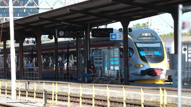 Butković demantira oporbu: 'Nema ukidanja željezničkih linija, ali neke treba revidrati'