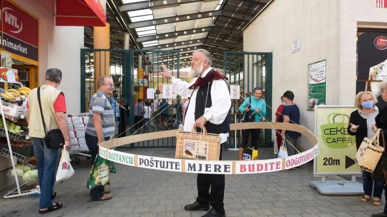 Tradicija duga gotovo 500 godina: Varaždinski plac rođendan je obilježio veselo i uz brojne slastice