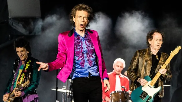 Prvi bend s najprodavanijim albumom u &scaron;est različitih desetljeća u Velikoj Britaniji