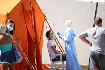 Šibensko-kninska županija broji 16 novooboljelih, preminulih nema: U samoizolaciji 47 učenika