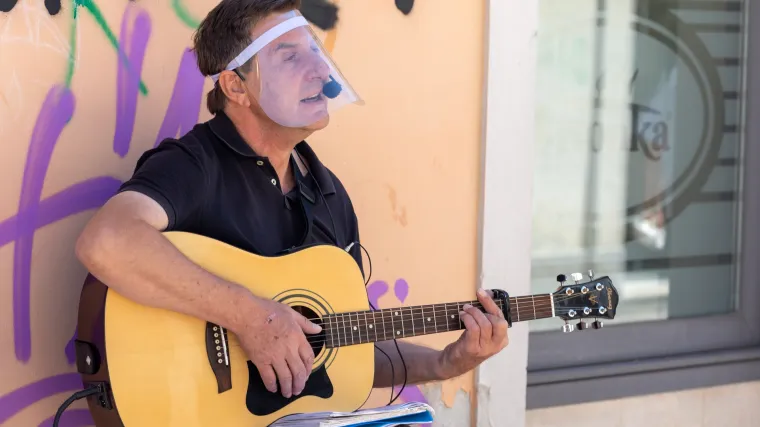 HZJZ upozorio: Viziri ne mogu zamijeniti maske, posebno upozorenje nastavnicima