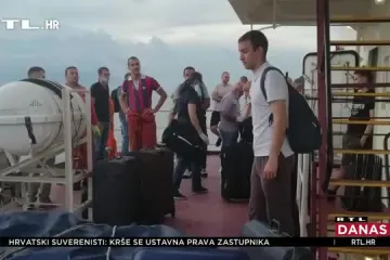 'Zatočeni' hrvatski pomorci konačno se vratili kući, ali veselje im je pokvarila tvrtka: 'Nije do novca, nego do pravde'