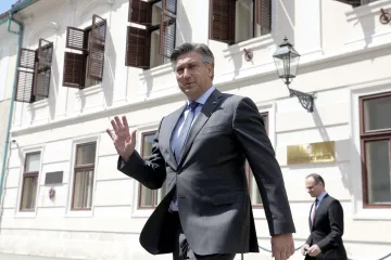 Plenković: 'Da smo znali, mislite li da bi smo Barišića stavili na listu? Pa rekli bismo, kolega, pauzirajte malo'