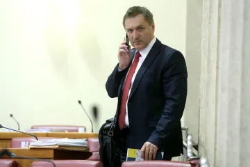 Sporna nabava automobila: Barišićem se na dan uhićenja bavilo i Povjerenstvo za sukob interesa