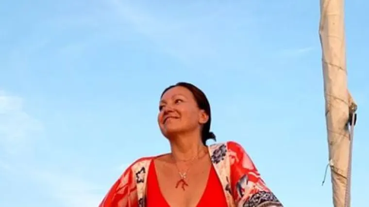 Fanovi pali na koljena; 'Ljubim ti stopala, kraljice'