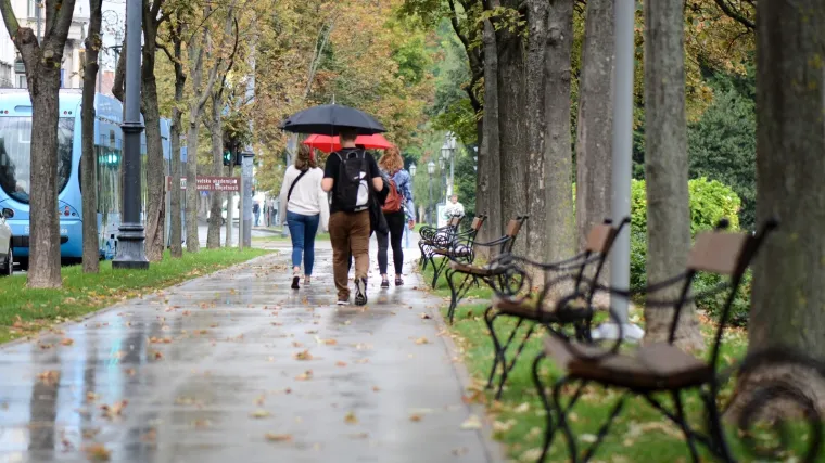 Zbogom ljetu, danas i službeno počinje jesen: Očekujte promjenjivo, a na Jadranu i vrlo ki&scaron;ovito vrijeme