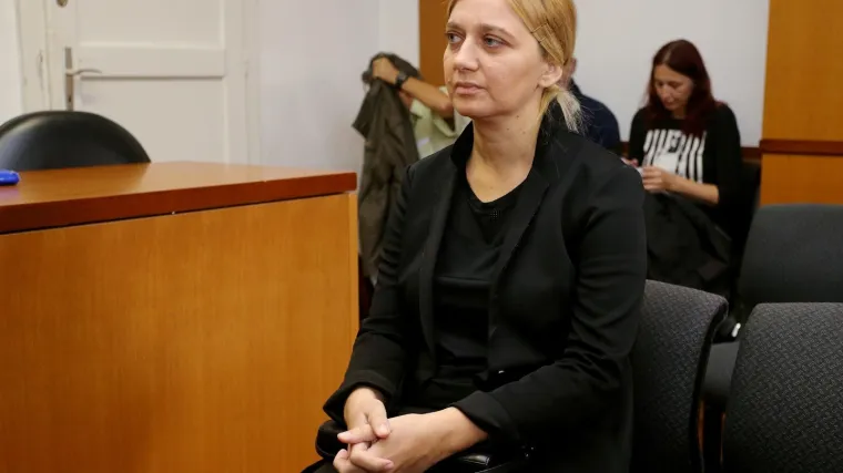 Svjedok: U pretrazi stana biv&scaron;e tajnice u Vladi pronađena isplatnica i velika količina cipela