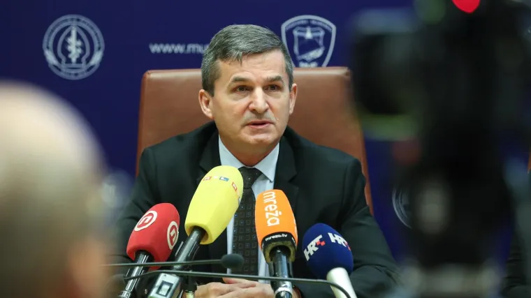 Pomoćnik ministra obrazovanja zaposlio brata bez natječaja: 'Svakome bih savjetovao da to ne radi'