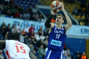 Tek mu je 17 godina i 10 mjeseci