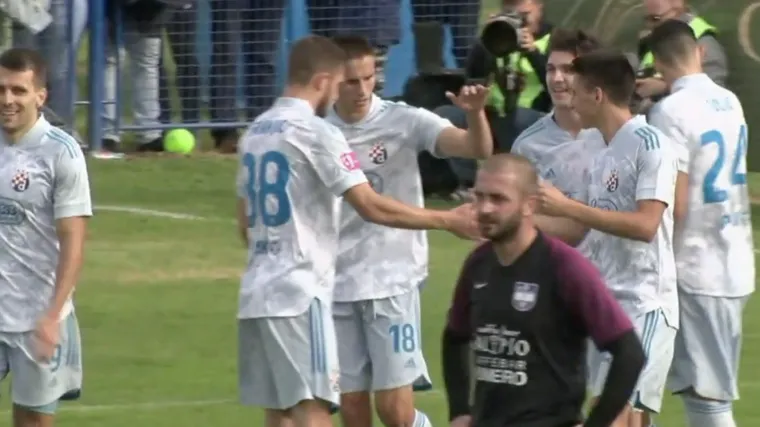 Četvrtoliga&scaron; zabio prvaku, Modri im nemilosrdno uzvratili i pro&scaron;li dalje