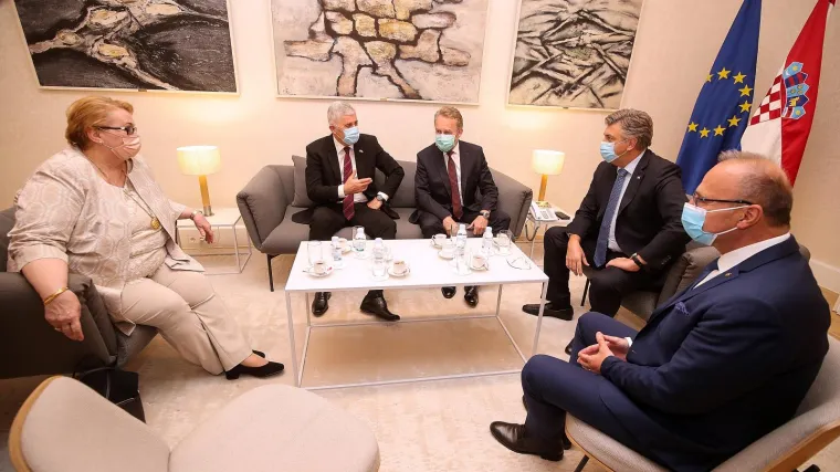 Otkriveno o čemu je Plenković razgovarao s Izetbegovićem i Čovićem: 'Naglasio je važnost jednakopravnosti naroda u BiH'